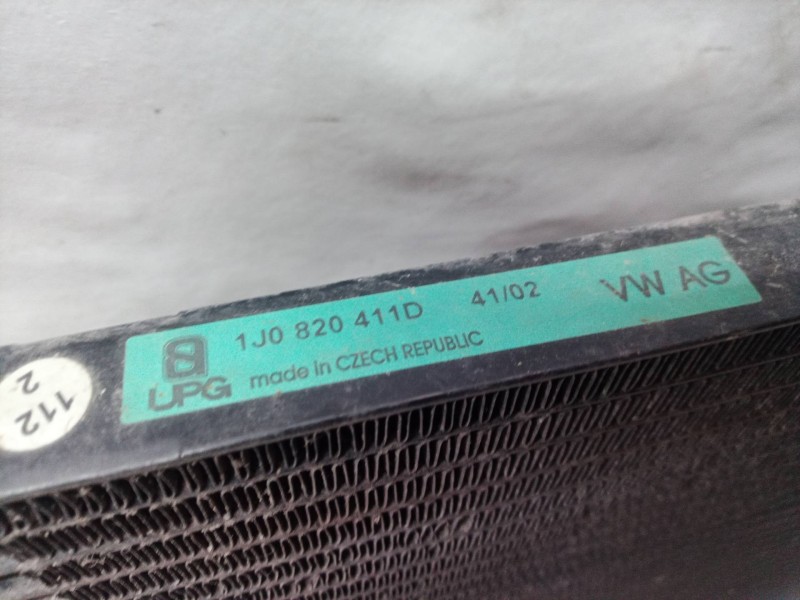 Recambio de condensador / radiador aire acondicionado para volkswagen golf iv berlina (1j1) referencia OEM IAM 1J0820411D 1J0820