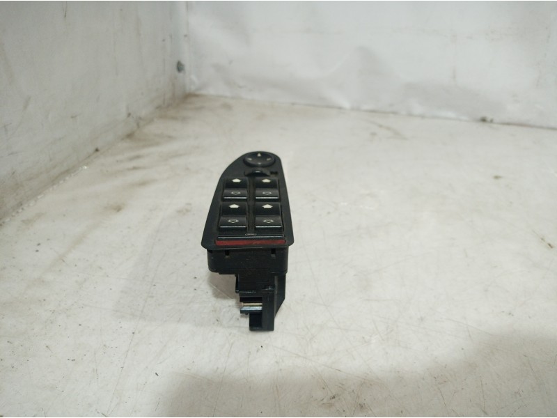 Recambio de mando elevalunas delantero izquierdo para bmw serie 5 berlina (e39) 525td referencia OEM IAM 6904306 6904306 6904306