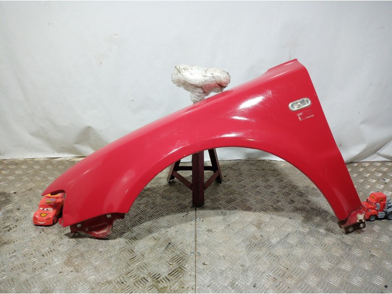 Recambio de aleta delantera izquierda para volkswagen passat variant (3b5) comfortline referencia OEM IAM   