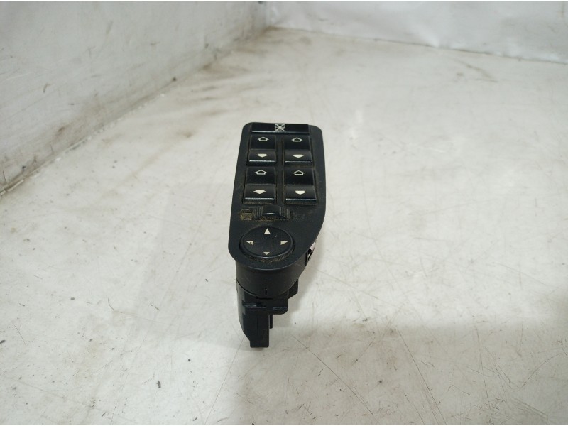 Recambio de mando elevalunas delantero izquierdo para bmw serie 5 berlina (e39) 525td referencia OEM IAM 6904306 6904306 6904306