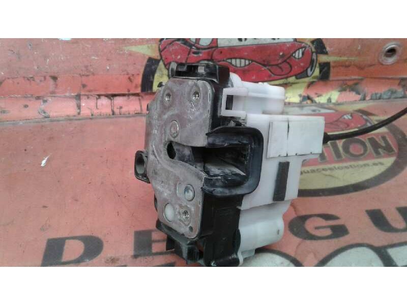 Recambio de cerradura puerta delantera izquierda para fiat panda (169) referencia OEM IAM 46842672  