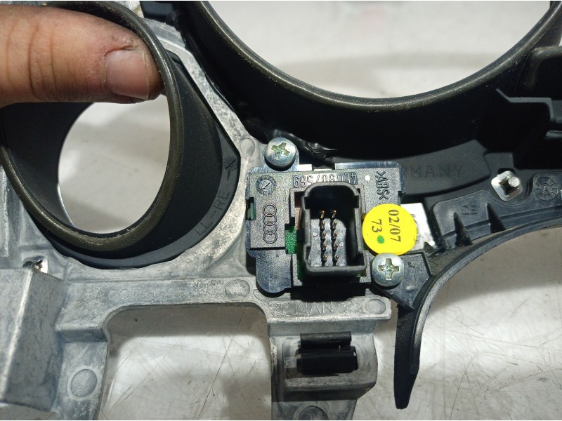 Recambio de varios para audi a8 (4e2) 4.2 v8 32v fsi referencia OEM IAM 4E1857115H 4E1857115H 4E1857115