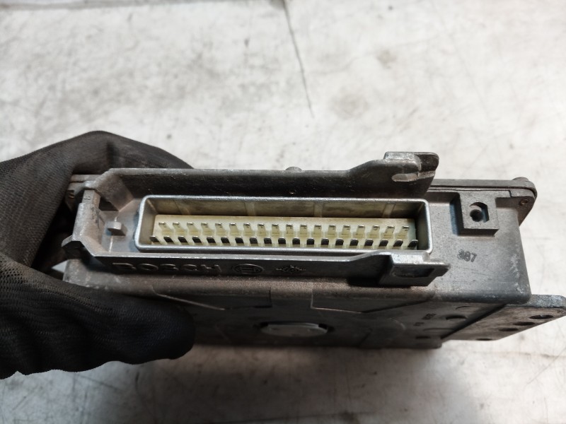 Recambio de centralita motor uce para citroën saxo 1.1 sx referencia OEM IAM 9631528780 0261204788  Recambio de centralita motor uce para citroën saxo 1.1 sx referencia OEM IAM 9631528780 0261204788