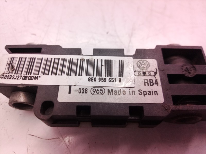 Recambio de sensor para audi a4 berlina (8e) referencia OEM IAM 8E0959651 8E0959651 8E0959651