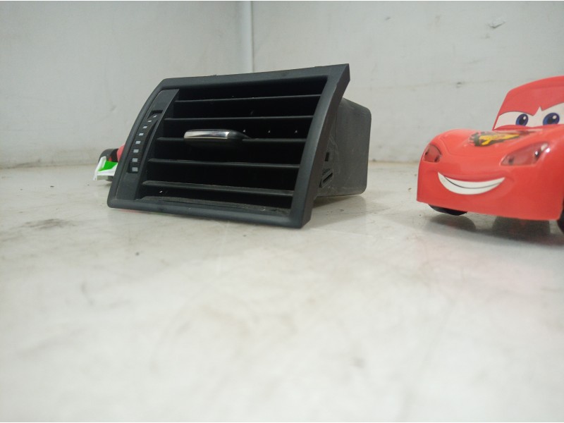 Recambio de rejilla aireadora para audi a8 (4e2) 4.2 v8 32v fsi referencia OEM IAM 4E0820951  