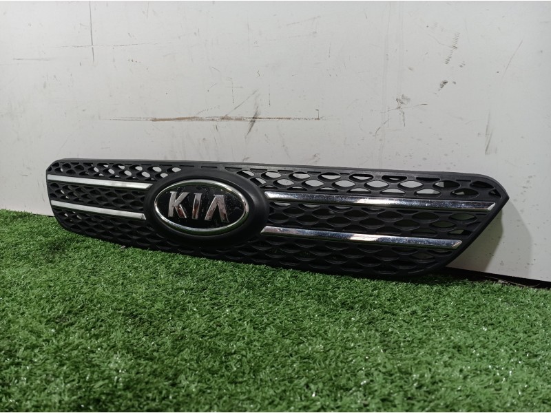 Recambio de rejilla delantera para kia cee´d emotion referencia OEM IAM 863501H200 863501H200 863501H200