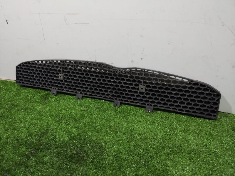 Recambio de faldon delantero para kia cee´d emotion referencia OEM IAM 865601H200 865601H200 865601H200