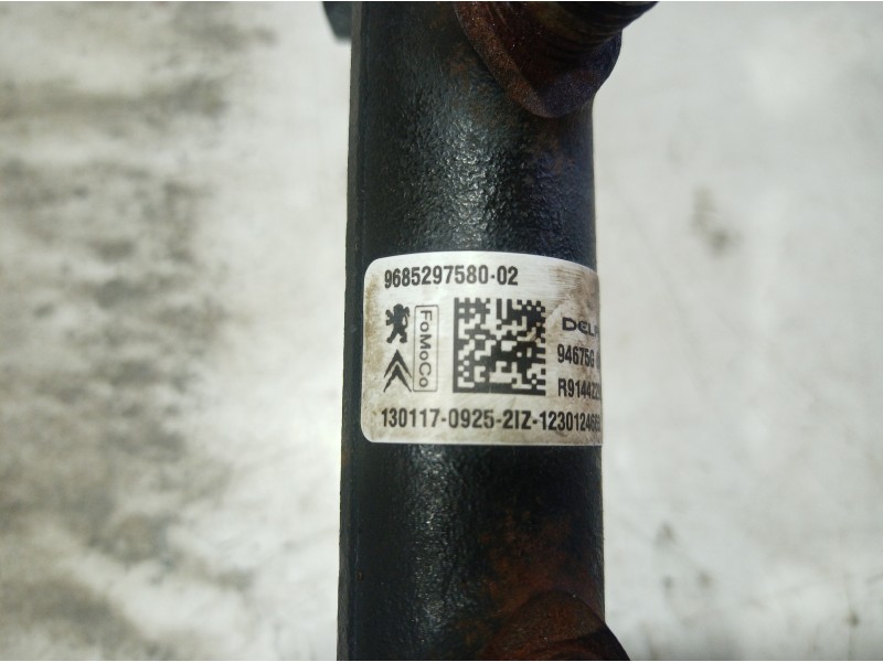 Recambio de rampa inyectora para peugeot 207 confort referencia OEM IAM 968529758002 968529758002 968529758002