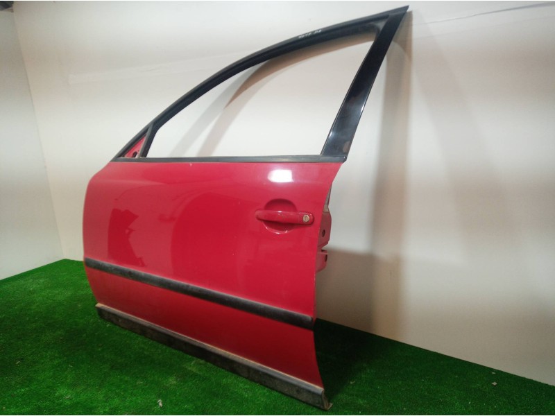 Recambio de puerta delantera izquierda para volkswagen passat variant (3b5) comfortline referencia OEM IAM   