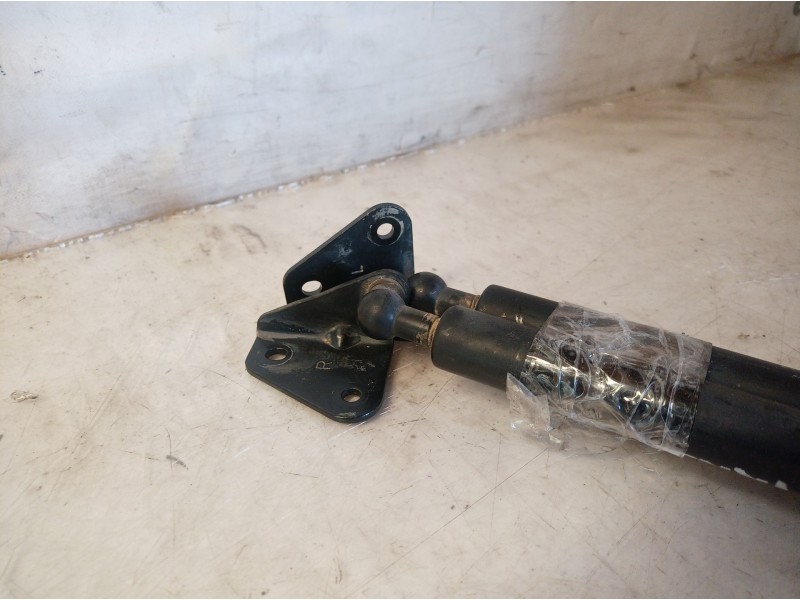 Recambio de amortiguadores maletero / porton para honda fr-v (be) 1.7 referencia OEM IAM   