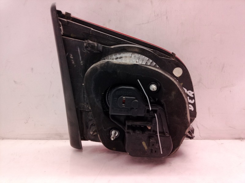 Recambio de piloto trasero derecho interior para volkswagen golf vi (5k1) rabbit referencia OEM IAM   