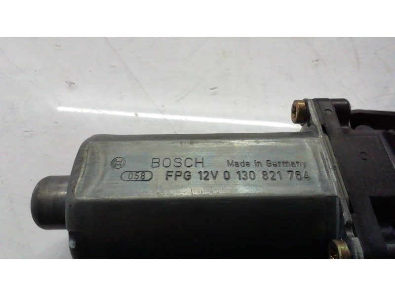 Recambio de motor elevalunas delantero derecho para audi a4 cabrio (8h) referencia OEM IAM 8H2959802 8H2959802 8H2959802