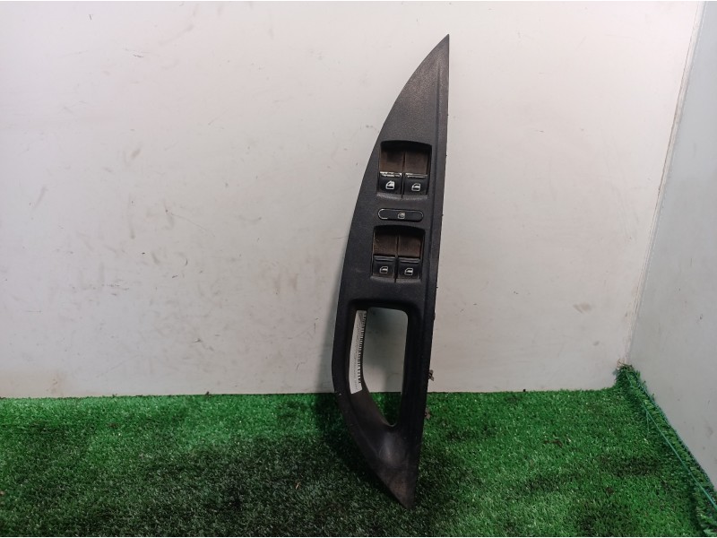 Recambio de mando elevalunas delantero izquierdo para seat toledo (5p2) 1.6 referencia OEM IAM 156022462 5P1867171A 1K4959857B