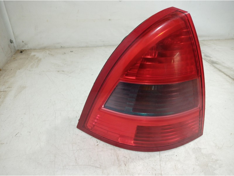 Recambio de piloto trasero izquierdo para citroën c5 berlina exclusive referencia OEM IAM 89032703 89032703 89032703