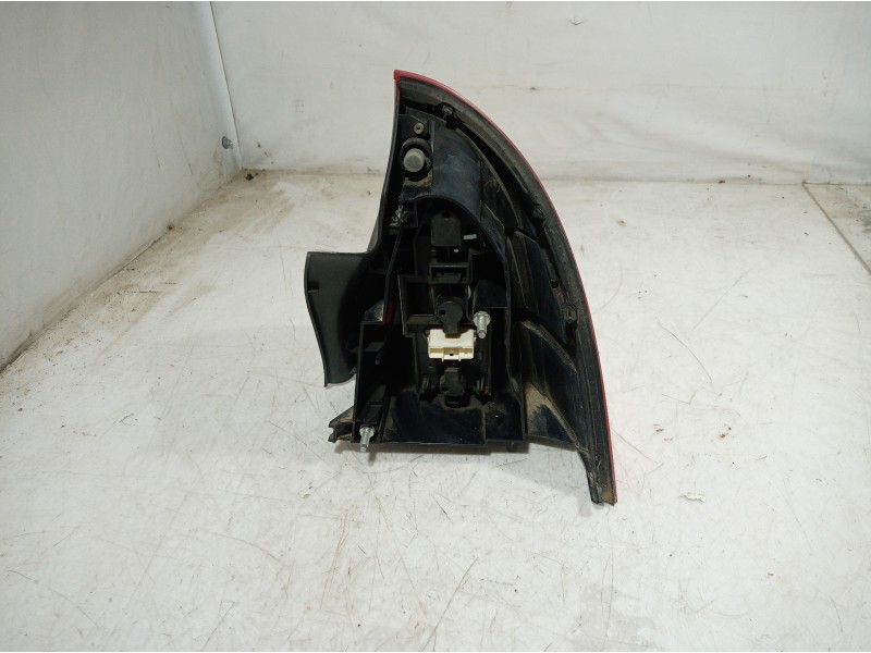 Recambio de piloto trasero izquierdo para citroën c5 berlina exclusive referencia OEM IAM 89032703 89032703 89032703