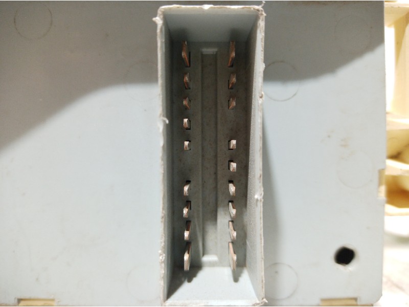 Recambio de caja reles / fusibles para fiat stilo (192) referencia OEM IAM 46750594 46750594 46750594