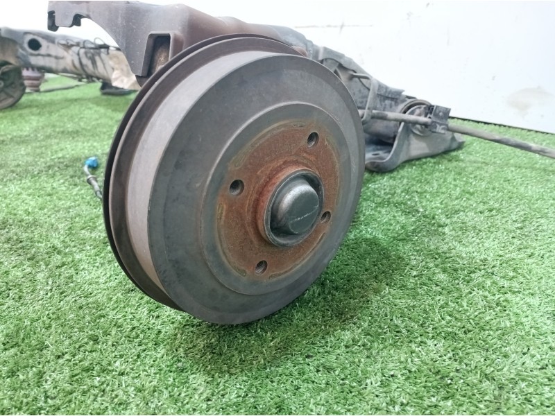 Recambio de puente trasero para peugeot 208 active referencia OEM IAM 19000307 19000307 19000307