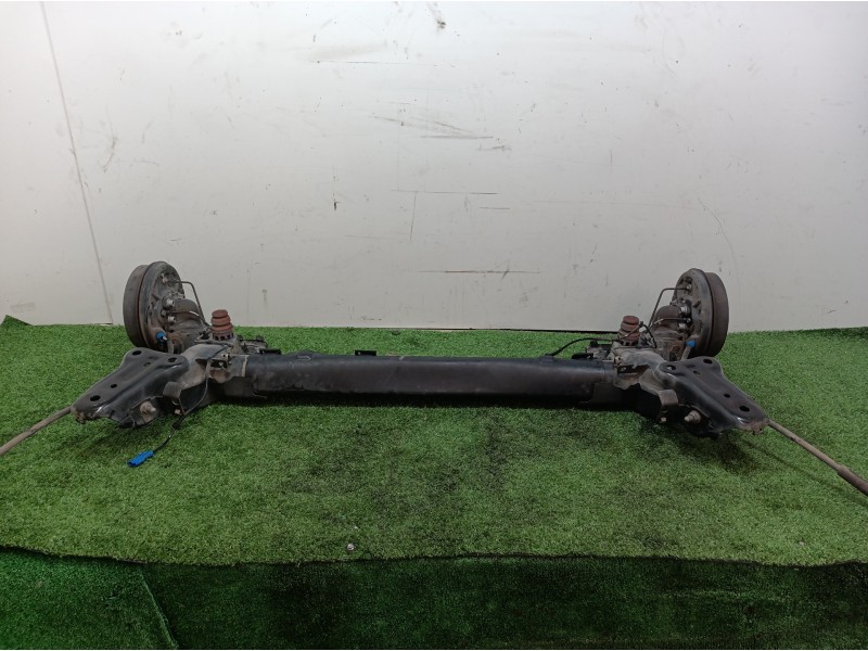 Recambio de puente trasero para peugeot 208 active referencia OEM IAM 19000307 19000307 19000307