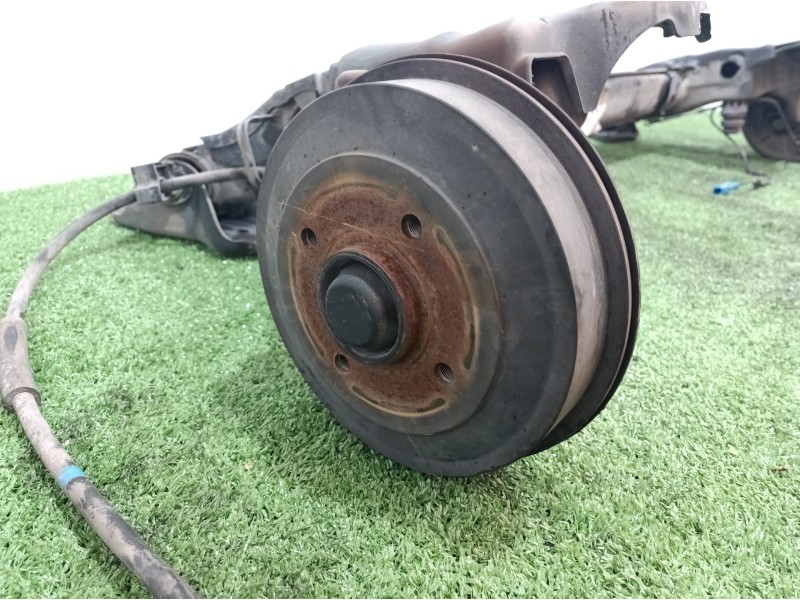 Recambio de puente trasero para peugeot 208 active referencia OEM IAM 19000307 19000307 19000307