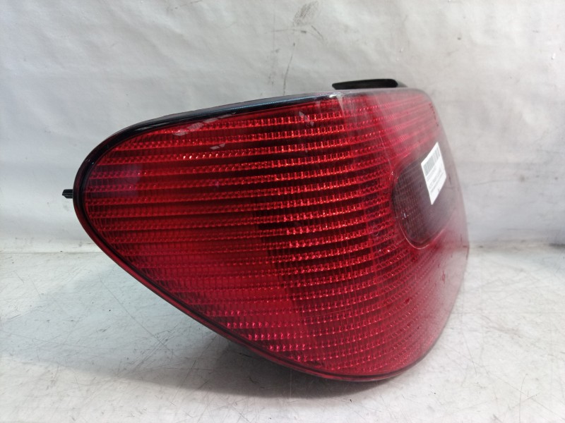 Recambio de piloto trasero izquierdo para citroën xsara berlina 2.0i 16v exclusive referencia OEM IAM   