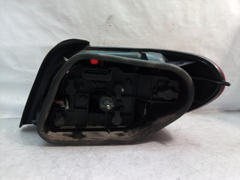 Recambio de piloto trasero izquierdo para citroën xsara berlina 2.0i 16v exclusive referencia OEM IAM   