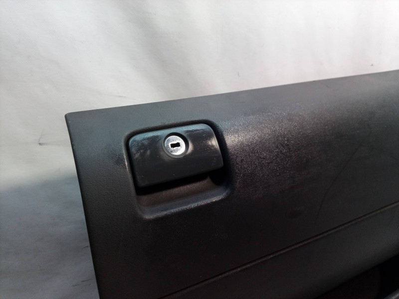 Recambio de guantera para audi a3 (8l) 1.8 ambiente referencia OEM IAM 8L1857095 8L1857095 8L0882622