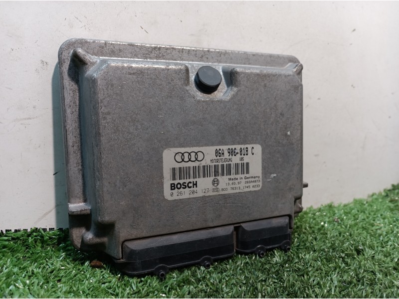 Recambio de centralita motor uce para audi a3 (8l) 1.8 20v referencia OEM IAM 06A906018C 06A906018C 26SA4873