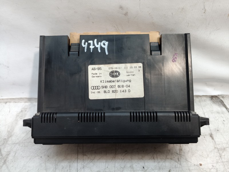 Recambio de mando climatizador para audi a3 (8l) 1.8 ambiente referencia OEM IAM 8L0820043D 8L0820043D 5HB00760804