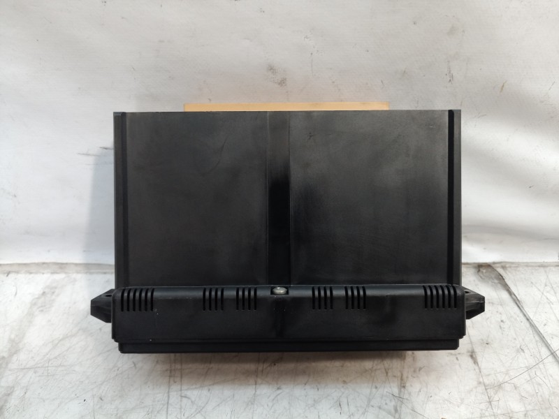 Recambio de mando climatizador para audi a3 (8l) 1.8 ambiente referencia OEM IAM 8L0820043D 8L0820043D 5HB00760804