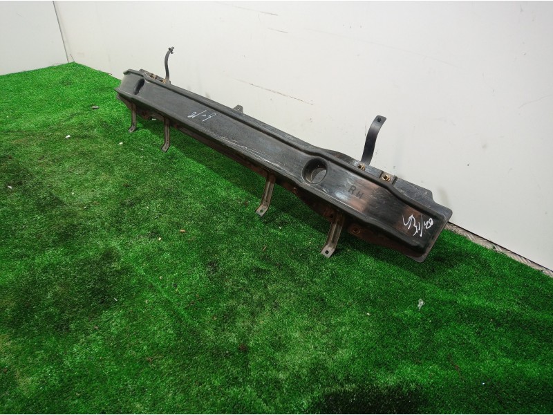 Recambio de refuerzo paragolpes trasero para kia carens 2.0 turbodiesel cat referencia OEM IAM   