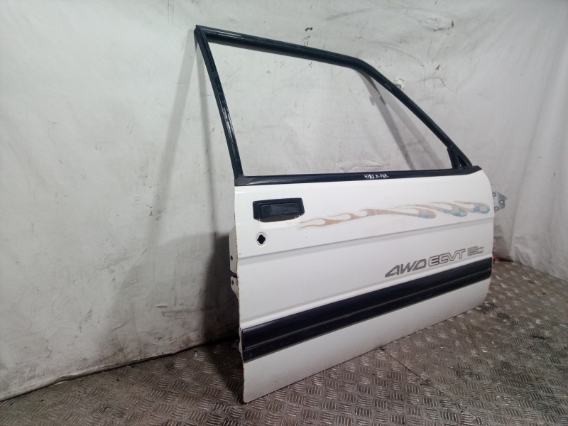 Recambio de puerta delantera derecha para subaru justy j10 (kad) 1200 referencia OEM IAM   