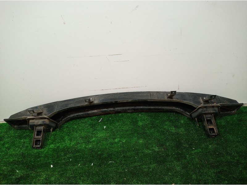 Recambio de refuerzo paragolpes trasero para kia carens 2.0 turbodiesel cat referencia OEM IAM   