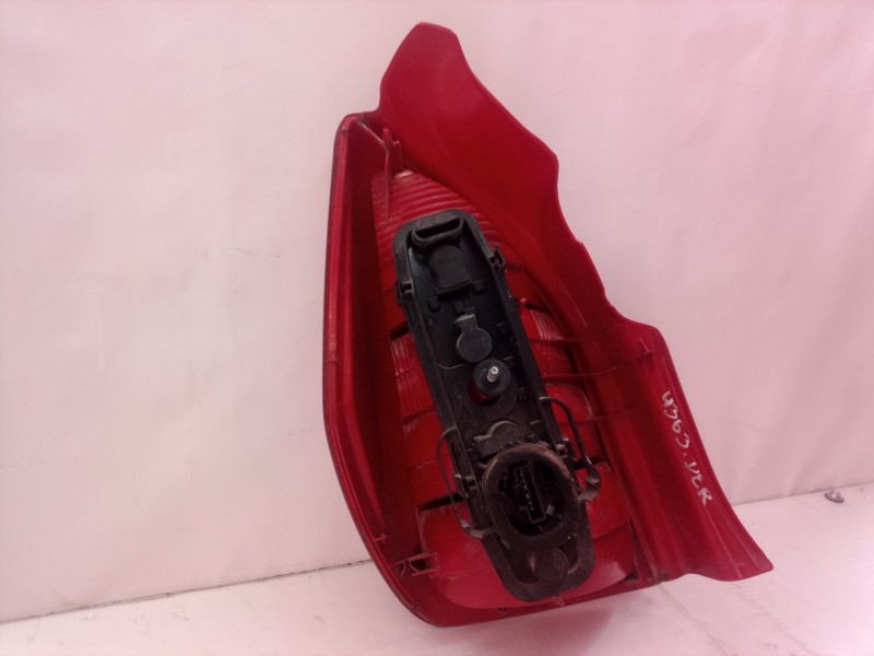 Recambio de piloto trasero derecho para citroën c2 audace referencia OEM IAM   