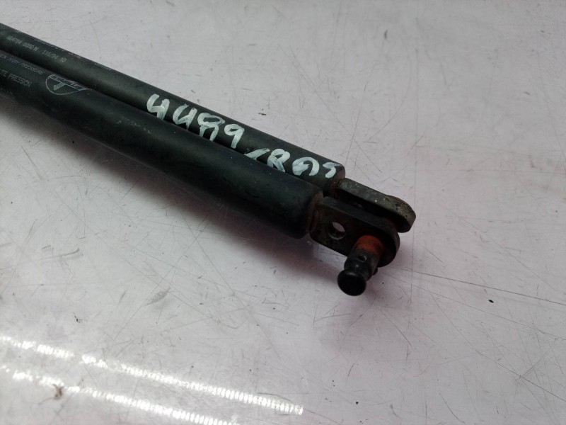 Recambio de amortiguadores maletero / porton para seat marbella ce referencia OEM IAM 39661930 39661930 39661930