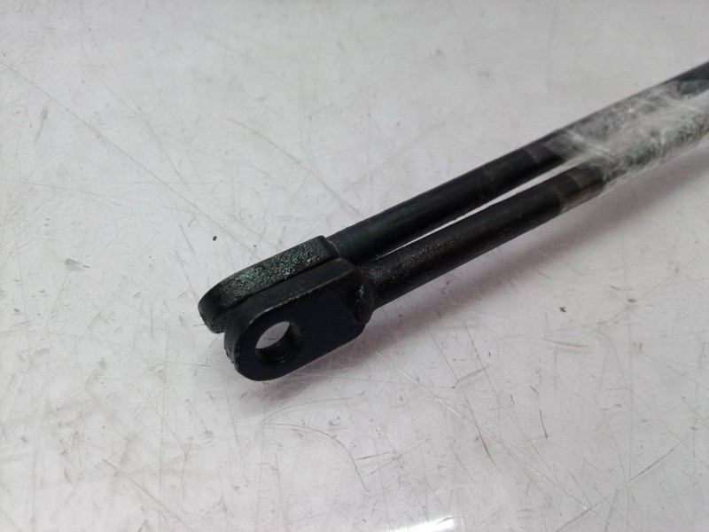 Recambio de amortiguadores maletero / porton para seat marbella ce referencia OEM IAM 39661930 39661930 39661930