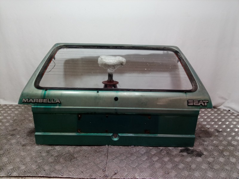Recambio de porton trasero para seat marbella ce referencia OEM IAM SE028526004A SE028526004A SE028526004