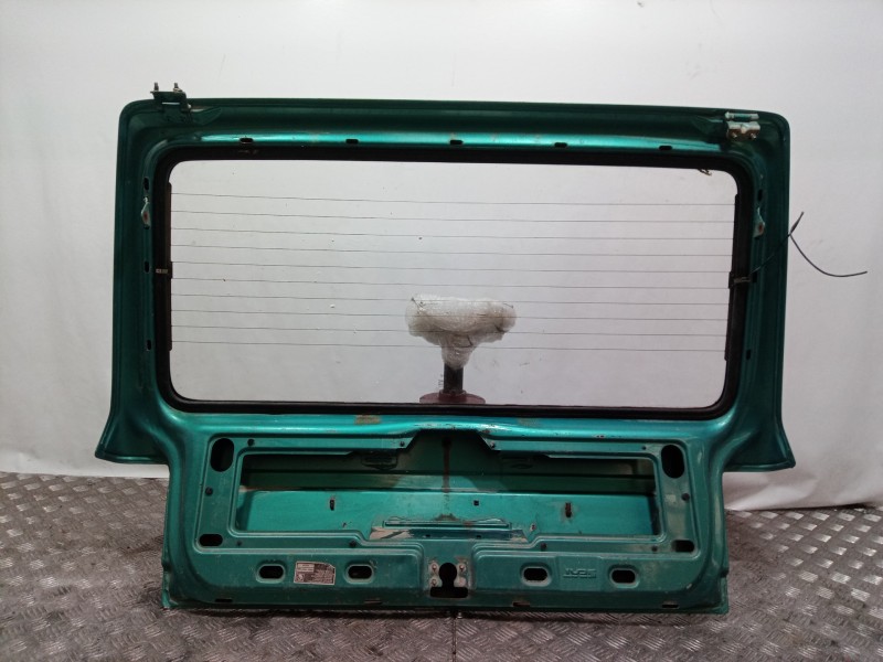 Recambio de porton trasero para seat marbella ce referencia OEM IAM SE028526004A SE028526004A SE028526004