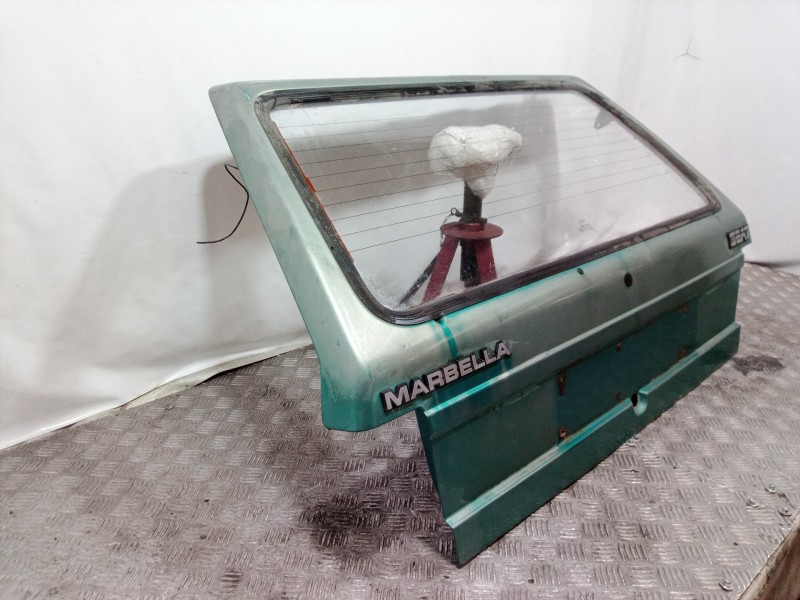 Recambio de porton trasero para seat marbella ce referencia OEM IAM SE028526004A SE028526004A SE028526004