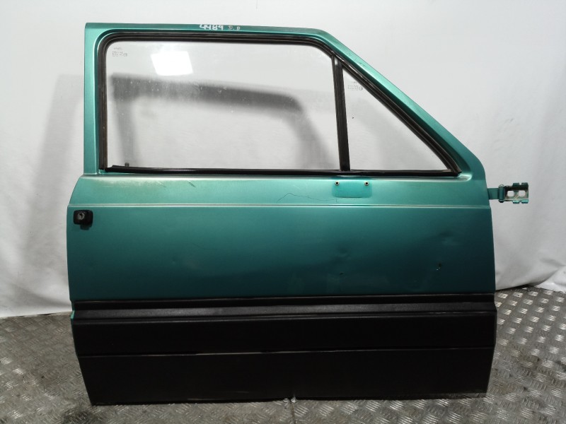 Recambio de puerta delantera derecha para seat marbella ce referencia OEM IAM SE028521004B SE028521004B SE028521004B