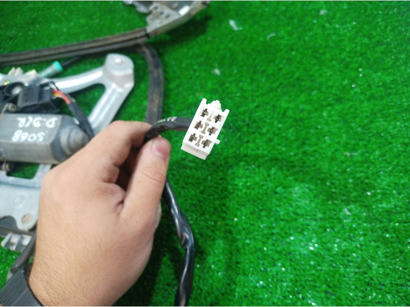 Recambio de elevalunas delantero derecho para mercedes-benz clase s (w220) berlina 320 cdi (220.026) referencia OEM IAM   