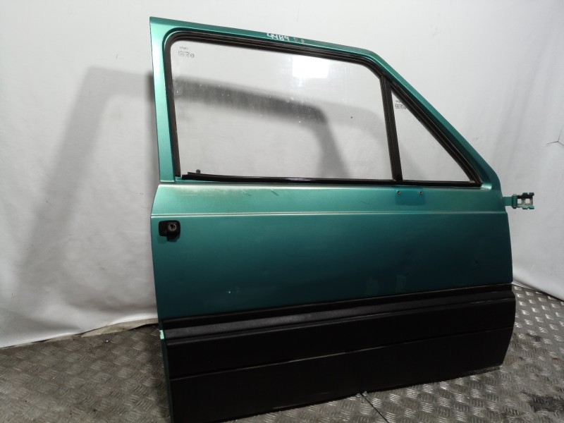 Recambio de puerta delantera derecha para seat marbella ce referencia OEM IAM SE028521004B SE028521004B SE028521004B