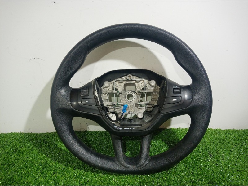 Recambio de volante para peugeot 208 active referencia OEM IAM 6191373 6191373 28375449