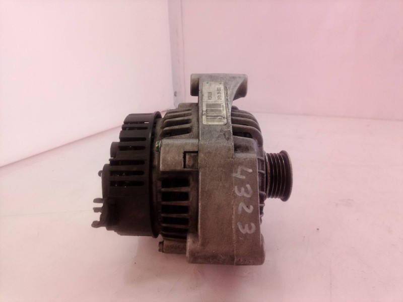 Recambio de alternador para bmw serie 5 berlina (e34) 525tds referencia OEM IAM A13VI18 A13VI18 A13VI18