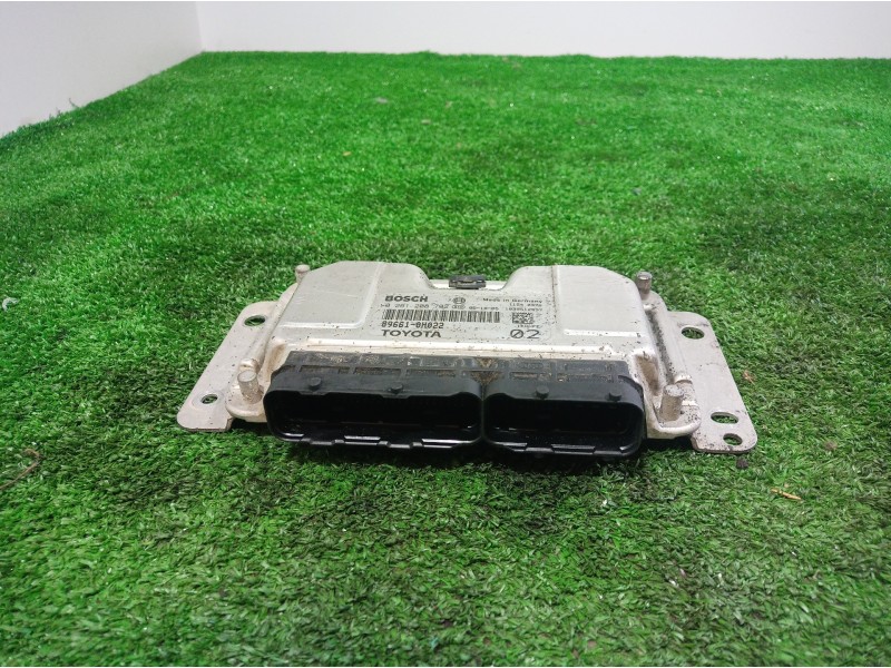 Recambio de centralita motor uce para peugeot 107 básico referencia OEM IAM 0261208702 0261208702 896610H022