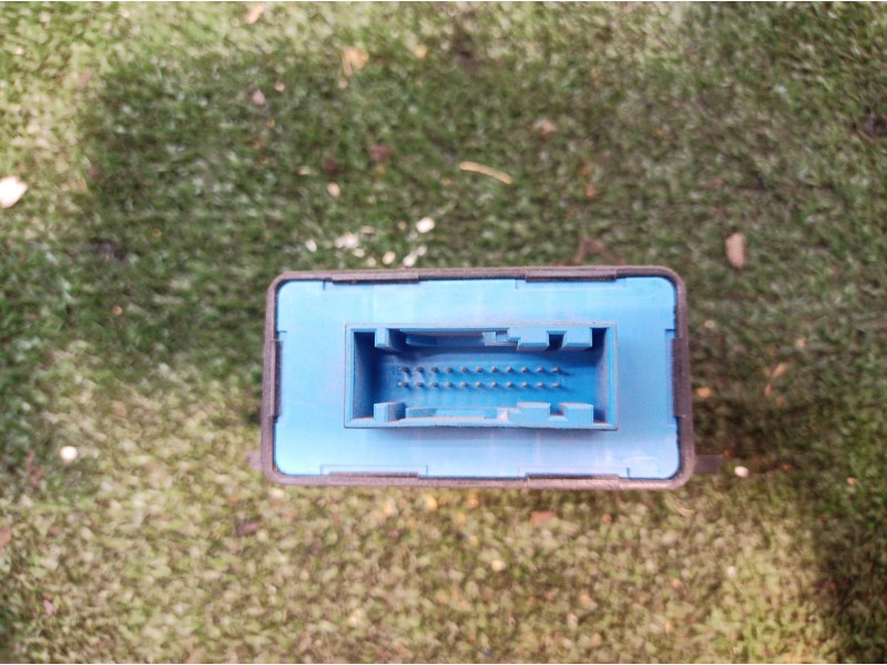 Recambio de modulo electronico para audi a6 berlina (4f2) 3.0 v6 24v tdi referencia OEM IAM 4F0907357C 5DF00888625 4F0910357C003