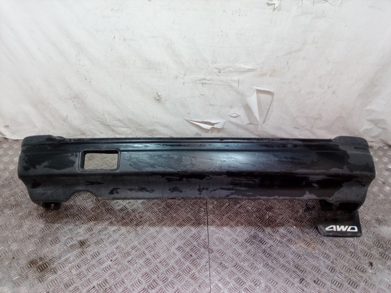 Recambio de paragolpes trasero para subaru justy j10 (kad) 1200 referencia OEM IAM   