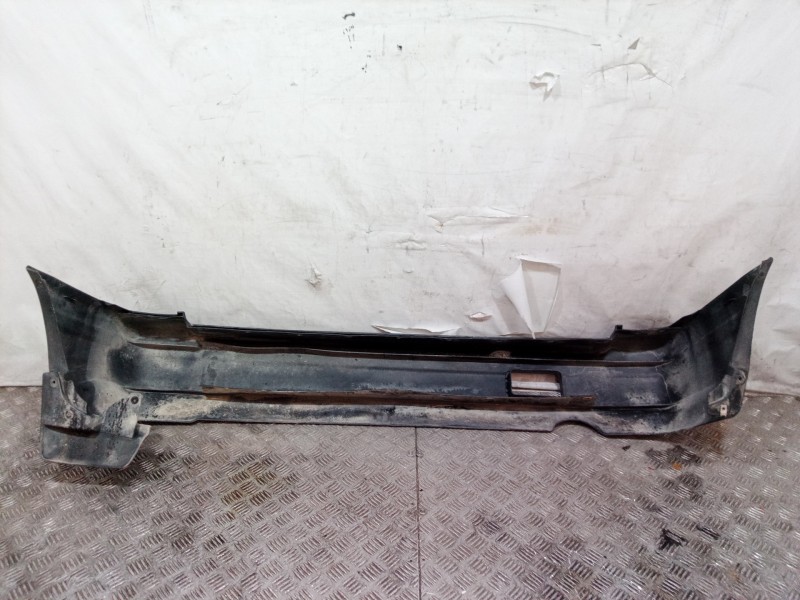 Recambio de paragolpes trasero para subaru justy j10 (kad) 1200 referencia OEM IAM   