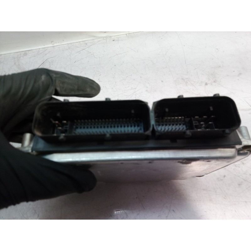 Recambio de centralita motor uce para volkswagen passat berlina (3b3) 1.9 tdi referencia OEM IAM 038906019EP 0281010701 03890601