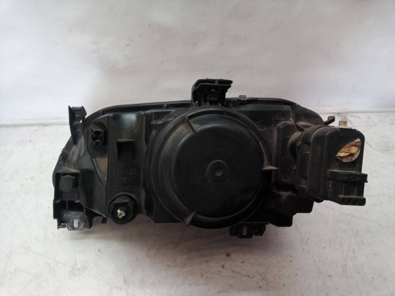Recambio de faro derecho para renault megane i classic (la0) 1.6e rn referencia OEM IAM   