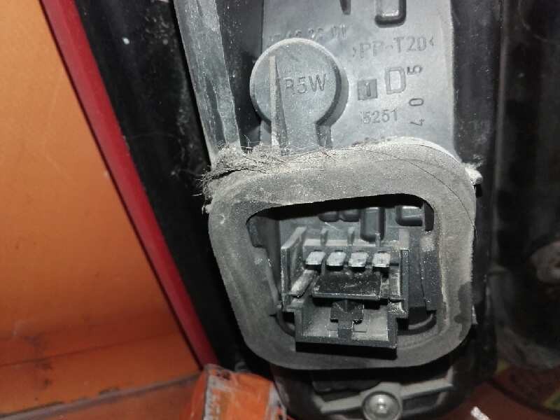 Recambio de piloto trasero derecho para fiat grande punto (199) referencia OEM IAM   